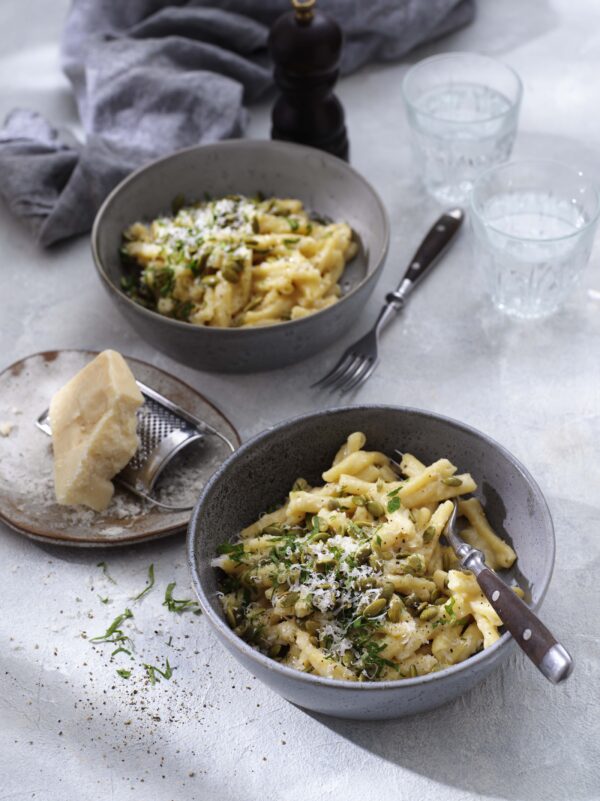 Pasta Strozzapreti med crème av kronärtskockor och pumpakärnor Recept Zeta